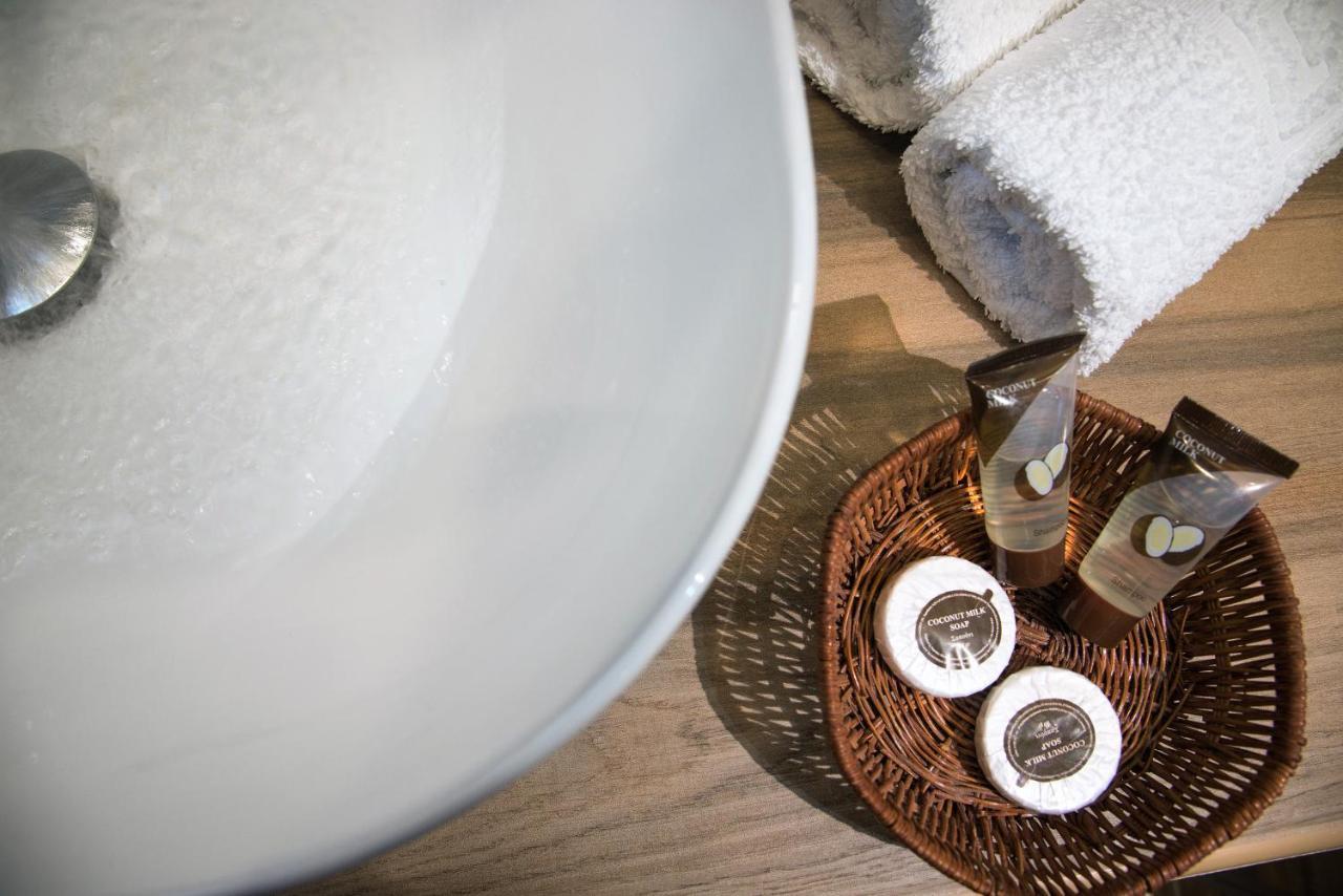 Angelica'S Deluxe Rooms In Adamas Luaran gambar
