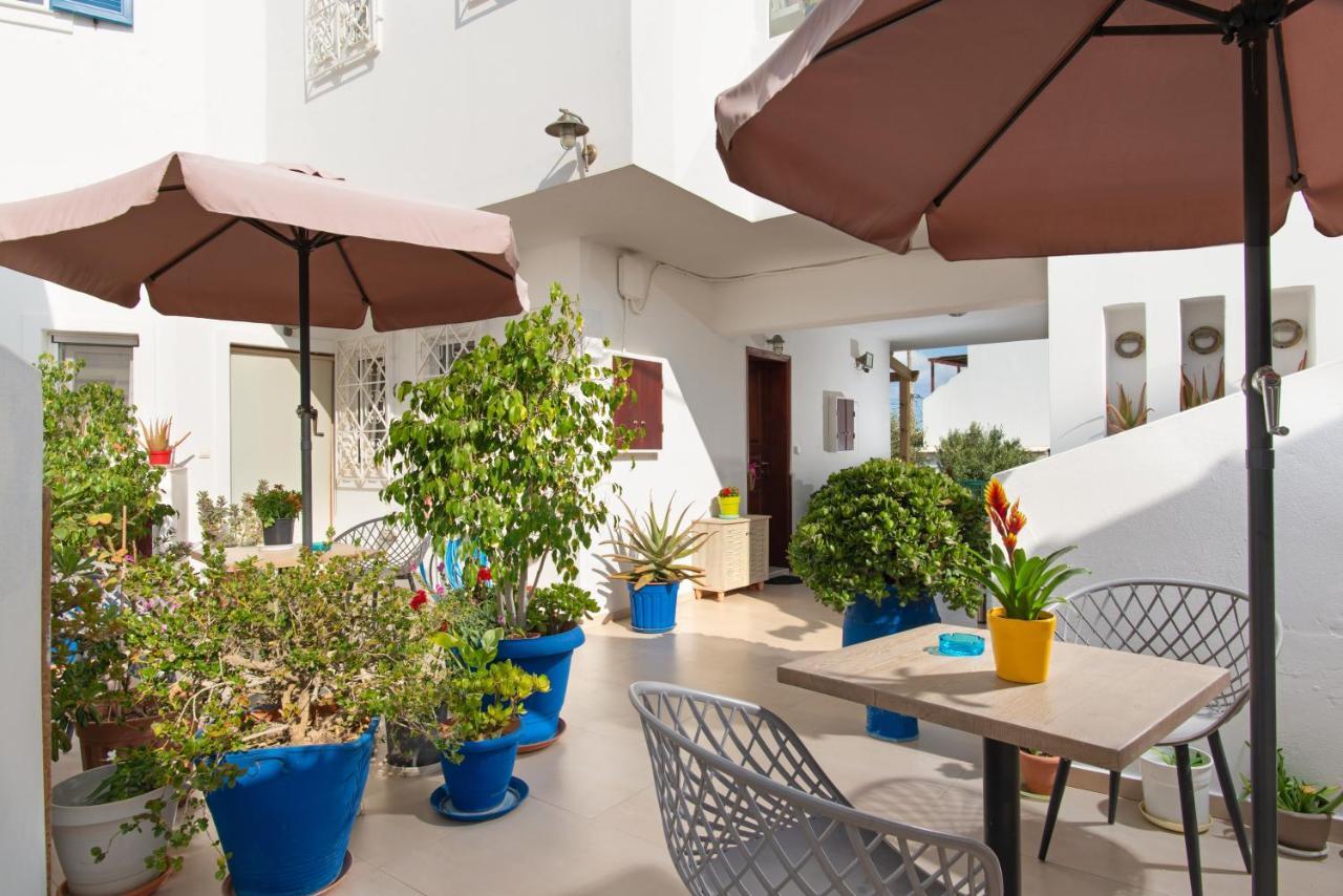 Angelica'S Deluxe Rooms In Adamas Luaran gambar